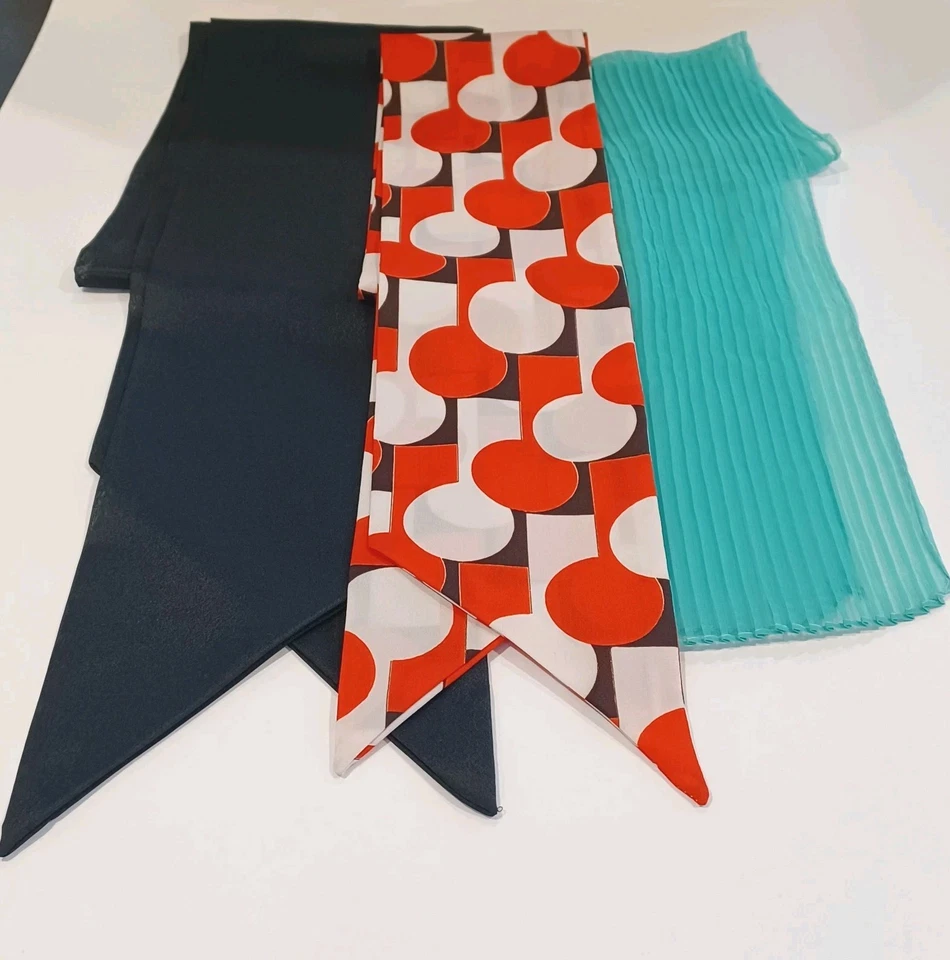 Bufandas vintage pinup retro rockabilly cuello/pelo, años 60 negro, verde, círculos rojos  Foto 1 de 4