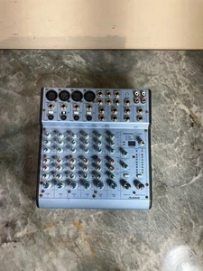 Alesis Multimix 8 USB - Mezclador de 8 canales con efectos sin cable de alimentación - Imagen 1 de 9