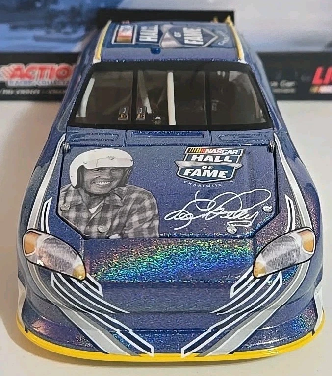 Lionel #11 Lee Petty NHOF 2011 clase Flashcoat color Ford Fusion Foto 1 de 4