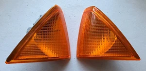 Pair Alfa Romeo 75 Milano front indicator flasher light units orange type - Picture 1 of 7