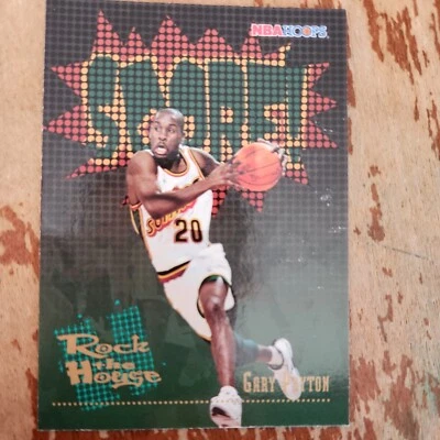 1995-96 NBA Hoops - #386 Gary Payton - Image 1 of 2
