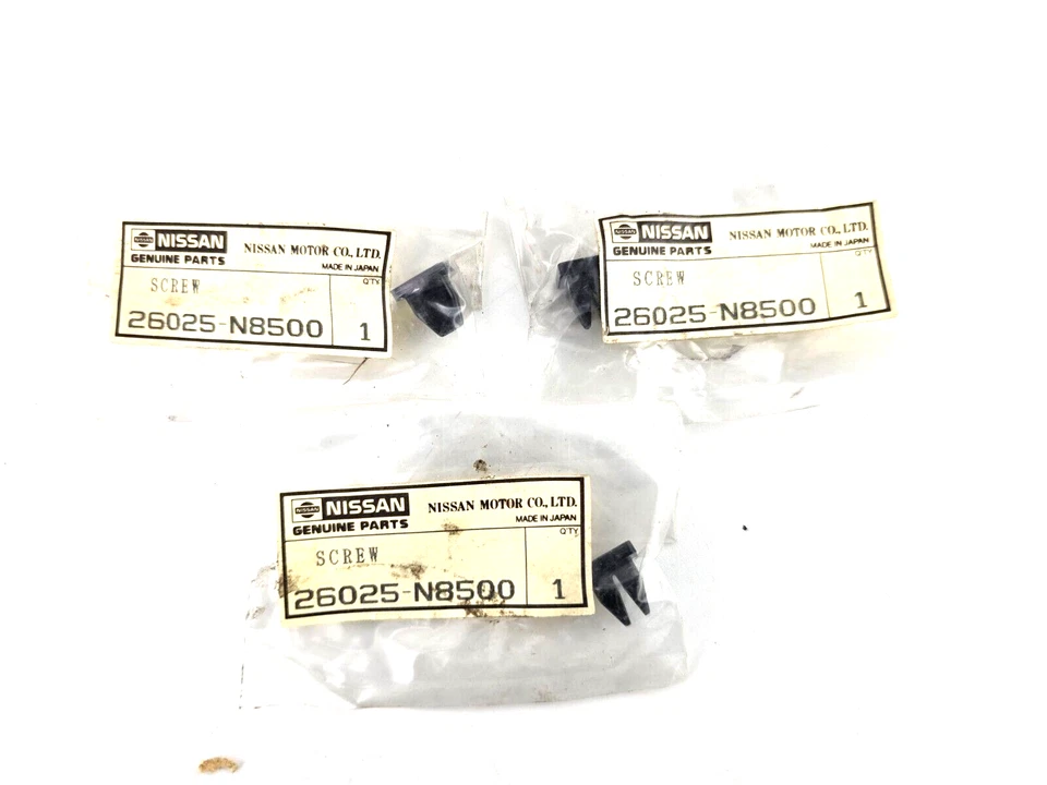 NOS 3pcs Nissan 26025-N8500 GROMMET Screw 200SX 720 Pickup Hardbody - Image 1 of 1