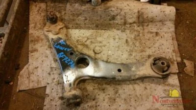 Pontiac Vibe 2009 brazo de control inferior delantero derecho Foto 1 de 4