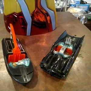 Corgi Toys Shiny Black 267 BATMOBILE 1966 Beautiful Car Red Hubs And BATBOAT - Picture 1 of 14