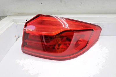 17-20 BMW SERIE 5 F90 G30 G31 540i lado derecho del pasajero LED LUZ TRASERA OEM CHIP Foto 1 de 4