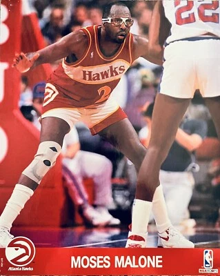 Excellent: Vintage 1990 NBA HOOPS Moses Malone Atlanta Hawks 8x10 Glossy Photo - Image 1 of 3