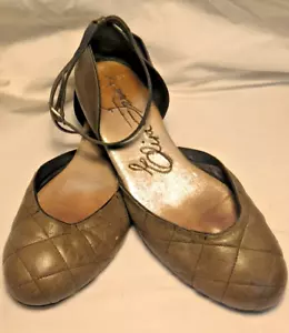 Elisa Ferare Closed toe Quilted ankle strap olive flat Shoes sz. 10B - Picture 1 of 6