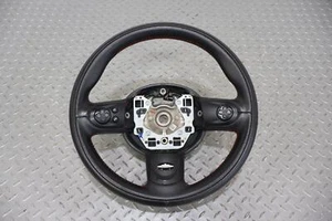 Volante Mini Cooper S 12-15 cupé cuero OEM (puntada negra/roja) Lt. Desgaste - Imagen 1 de 14