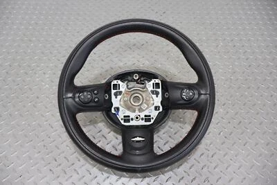 Volante Mini Cooper S 12-15 cupé cuero OEM (puntada negra/roja) Lt. Desgaste Foto 1 de 4