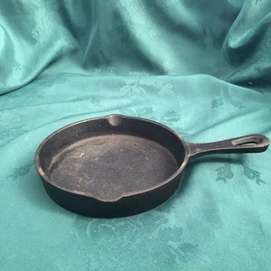 Small Size Cast Iron Camping Frying - Picture 1 of 5