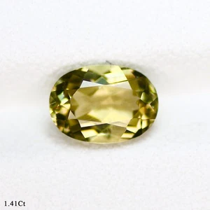 1.41 Ct First-class Oval 7.9 x 5.7 MM 100% Natural Greenish Yellow Apatite !!! - Picture 1 of 5