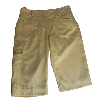 Pantalones Cortos Elásticos Izod Golf Classix Hasta la Rodilla Bermudas Damas Talla 2 Amarillo f Foto 1 de 4