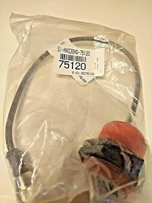 BANNER SI-MAG3SMQ-75120 (BRAND NEW IN A BOX) - Image 1 of 4