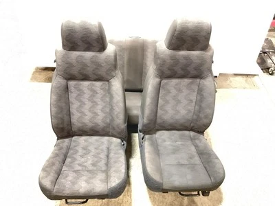 Juego de asientos delanteros y traseros Jeep TJ Wrangler OEM tela gris 2003 2004-2006 013343 Foto 1 de 4