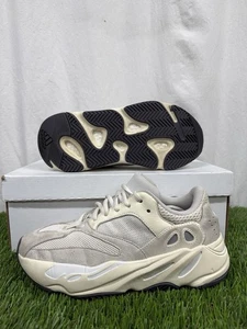 Größe 8 CLEAN VNDS - Adidas Yeezy Boost 700 Low Analog - Bild 1 von 9