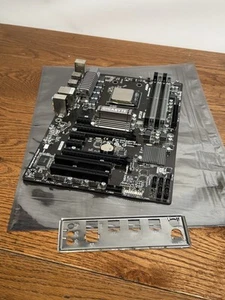 Gigabyte GA-970A-DS3P Mainboard AMD FX-8320 Eight-Core CPU & I/O Shield - Bild 1 von 7