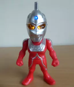 Ultraman 4" Figure With Light Up Eyes 2018 BlueMagic - Picture 1 of 9