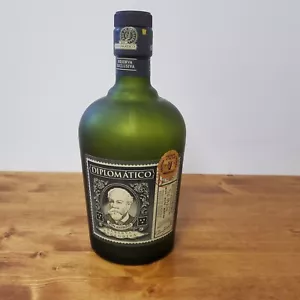 RON Diplomatico Antiguo Reserva Exclusiva from Venezuela Empty Bottles green - Picture 1 of 8