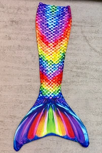FIN FUN KIDS MERMAID TAIL & MONOFIN FOR SWIMMING Rainbow Reef Size 12 Kids - Picture 1 of 1