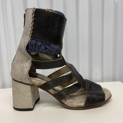 Freebird by Steven Raven Brown Leather Snake Strappy Gladiator Sandals Women's 7 - Image 1 of 4