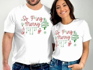 SO F*ING MERRY Christmas T-Shirt Holiday Family Tee, Snarky Christmas Tee Unisex - Bild 1 von 18