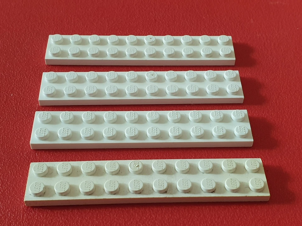 4 x LEGO Technic Platte Lochplatte 2x8 7 Löcher #3832 Weiß - Bild 1 von 1