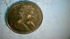 #25 canada 10 cents 1973 - Picture 1 of 2