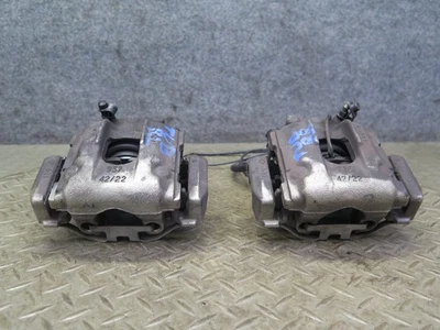 01-06 BMW E46 330i 330Ci tracción trasera juego de 2 pinzas de freno traseras izquierda y derecha OEM Foto 1 de 4