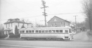25C220 NEG 1947 LEHIGH VALLEY TRANSIT RAILWAY LIBERTY BELL #1020 SUMMIT GRASS PA - Bild 1 von 1