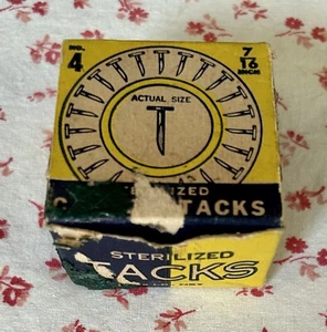 Caja vintage de número 4 7/16 Honest Value Tacks Holland Mfg. Co, Baltimore, MD EE. UU. - Imagen 1 de 6