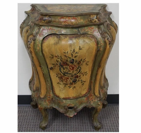 19th Century Venetian Rococo Bombe Chest Cabriole Legs Vernis Martin Cover