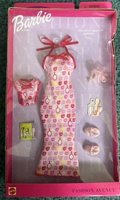 Traje de colección Barbie Fashion Avenue Metro Styles Kiss Me In Miami #25701 Foto 1 de 4