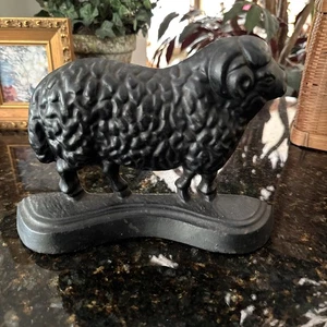 Vintage Cast Iron Ram Doorstop - Picture 1 of 4