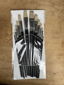 ARTIST PAINT BRUSHES - Picture 1 of 4
