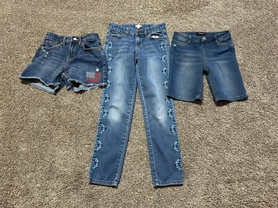 Old Navy Girls Mixed Lot Of 3 - Size 10 - Shorts Jeans - Garnet Hill - DKNY 6424 - Image 1 of 4