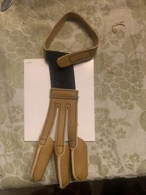 Guante de tiro con arco tradicional de cuero XL Foto 1 de 4