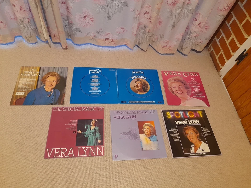 Collection of 8 Vera Lynn vinyl LPs Records Special Magic World War 2 WW2 1940 - Image 1 of 1