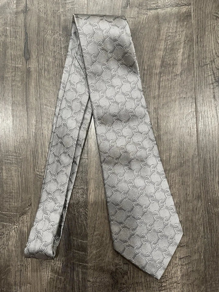 Corbata Chanel Foto 1 de 2