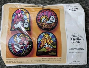 Creative Circle Stained Glass Christmas Ornaments 2227 Stitchery Kit NOS Holiday - Picture 1 of 2