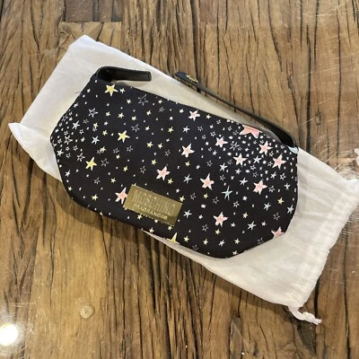 *BNIP* Bolso de Mano/Maquillaje Moschino Fragrances Estrella Negra. Foto 1 de 4