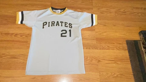 Vintage Roberto Clemente Jersey Adult Medium Pittsburgh Pirates Baseball Team Cover