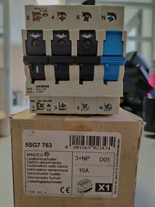 5SG7763 SEZIONATORE MINIZED 16A 3P + N - Foto 1 di 1