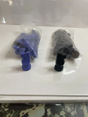 Piezas de ajedrez de madera azul y negro Foto 1 de 4