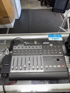 Baby Hui (Human User Interface) by Mackie, Midi Interface W/ Ac Adapter - Picture 1 of 10