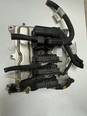 Módulo de control del motor BMW 320i 14-18 computadora ECU ECM PCM - 8 639 594 -01 Foto 1 de 3