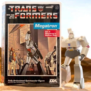 Megatron Transformers Deluxe Figura Dibujos Animados Estilo VHS - Retro Super7 - Imagen 1 de 9