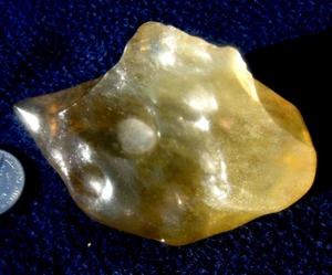 Libyan Desert Glass Meteorite Tektite impact specimen( 475 ct)Dark Lines inside - Picture 1 of 9