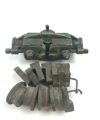 Vintage Hollands MFG Reed MFG Pipe Threader w/ set of Die Erie PA - Image 1 of 4