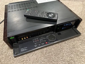 Sony SLV-R5UC Super VHS HiFi Videorecorder - Bild 1 von 6