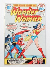Wonder Woman #212 DC July 1974 20c Bronze Age Comic JLA Batman Superman Swan